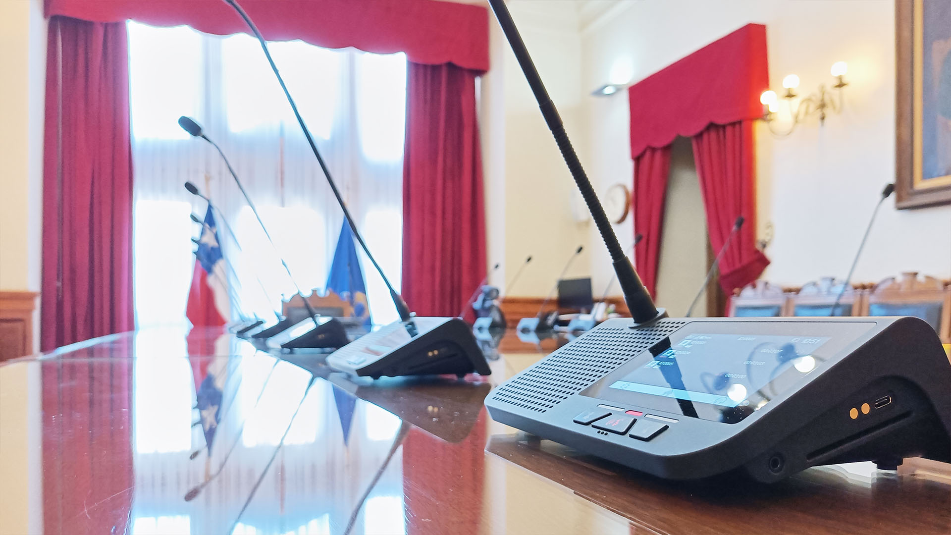 Беспроводная конференц-система VISSONIC CLEACON V2 в Верховном суде Чили